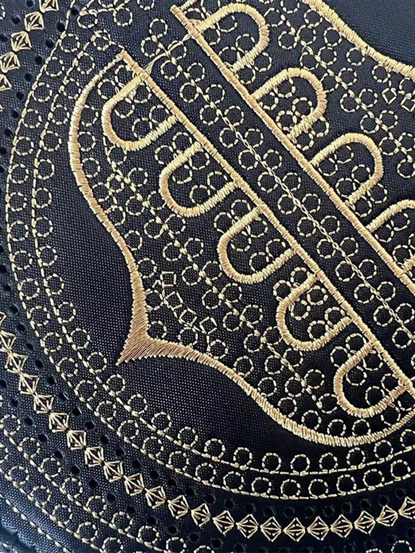 1pc Black Muslim Prayer Cap, Islamic Weekend Prayer Cap, Flat Top Embroidered Hat