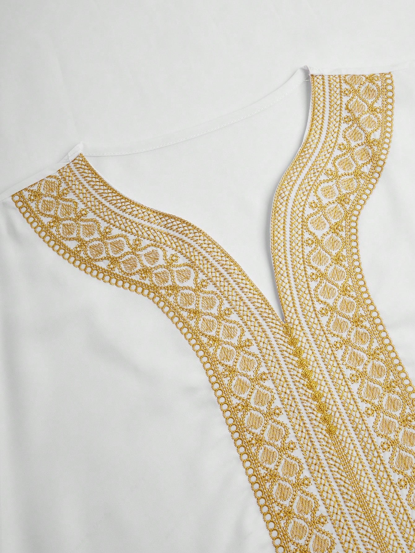 1pc White Base Gold Gandura Style Embroidery Crafted Traditional Moroccan Men's Solid Color Robe, Muslim Clothing